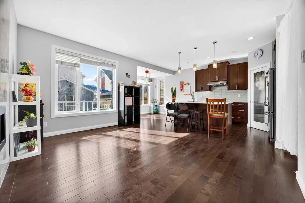 439 Redstone Drive NE Calgary AB T3N 0R1