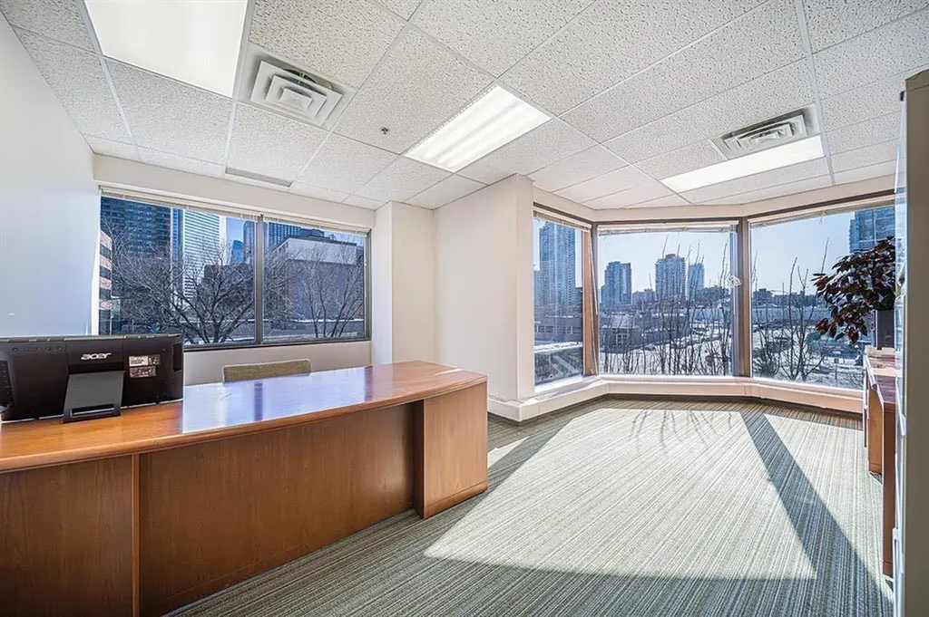 1100 8 Avenue SW Calgary AB t2P3T8