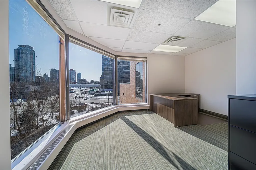 1100 8 Avenue SW Calgary AB t2P3T8