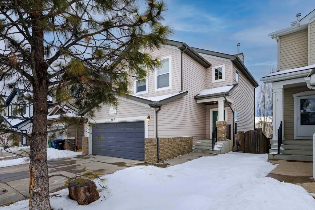 167 Evanston View NW Calgary AB T3P 1H3