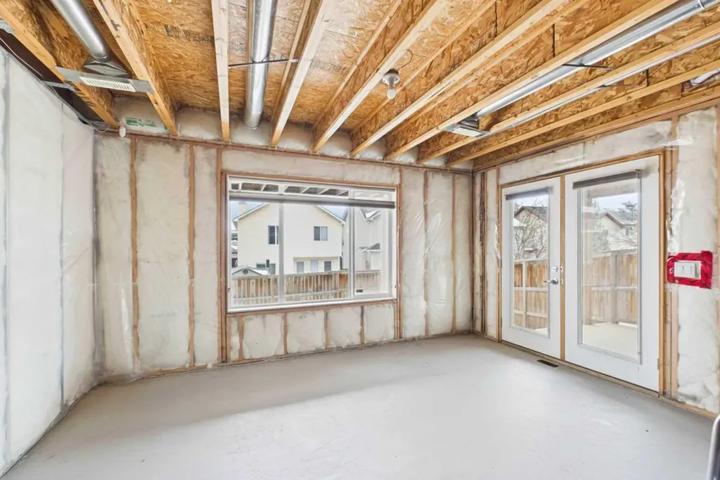 167 Evanston View NW Calgary AB T3P 1H3
