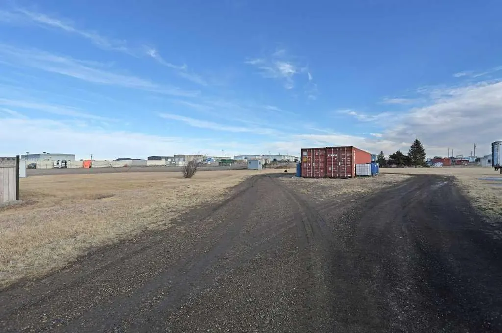 191056 Sh 873 Rural Newell County Of AB T1R1B9