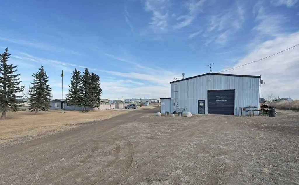 191056 Sh 873 Rural Newell County Of AB T1R1B9