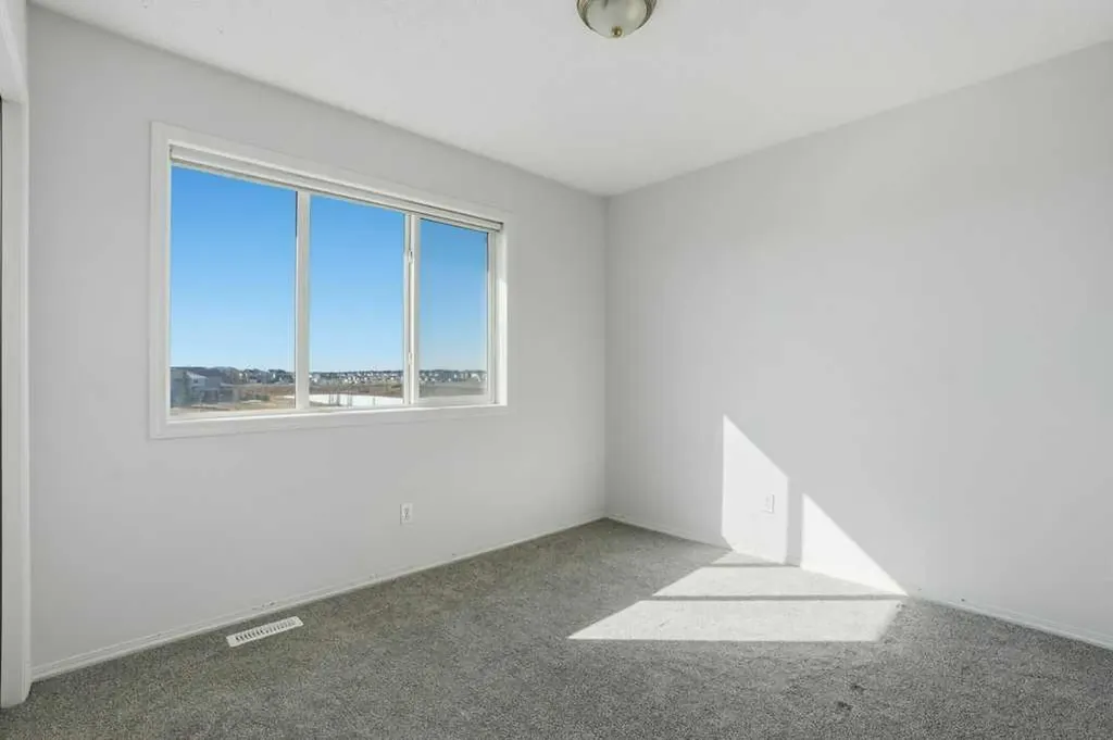 53 Saddlecrest Place NE Calgary AB T3J 5E8