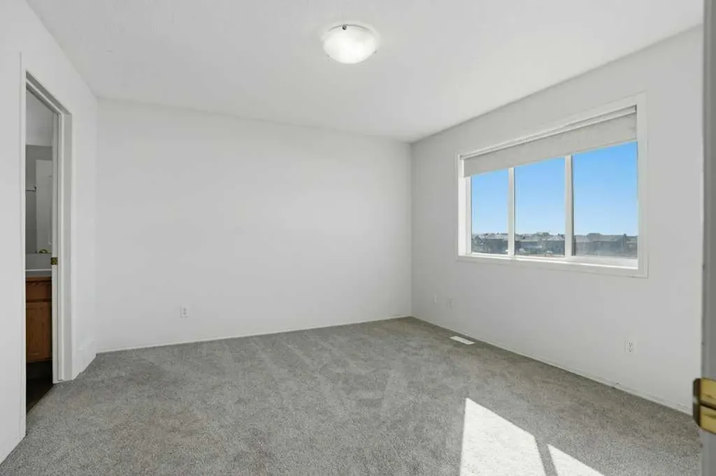 53 Saddlecrest Place NE Calgary AB T3J 5E8