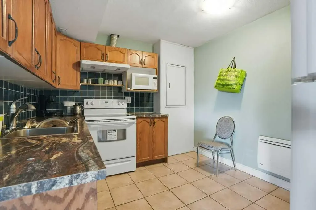 53 Saddlecrest Place NE Calgary AB T3J 5E8