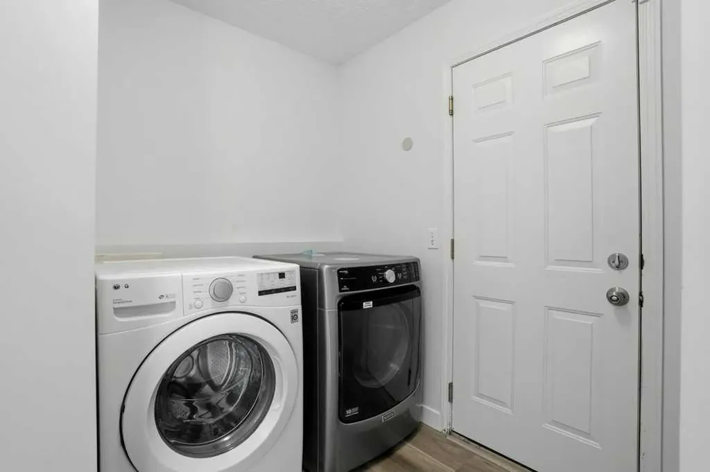 53 Saddlecrest Place NE Calgary AB T3J 5E8