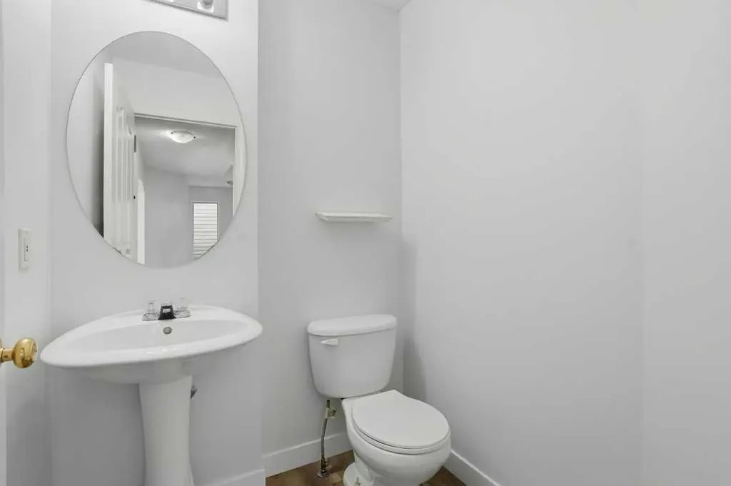 53 Saddlecrest Place NE Calgary AB T3J 5E8