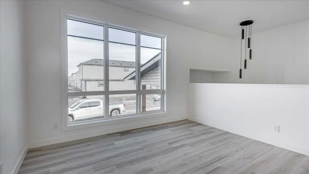 23 Louis Drive Rural Red Deer County AB T4E 3E5
