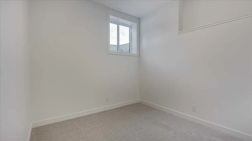 23 Louis Drive Rural Red Deer County AB T4E 3E5