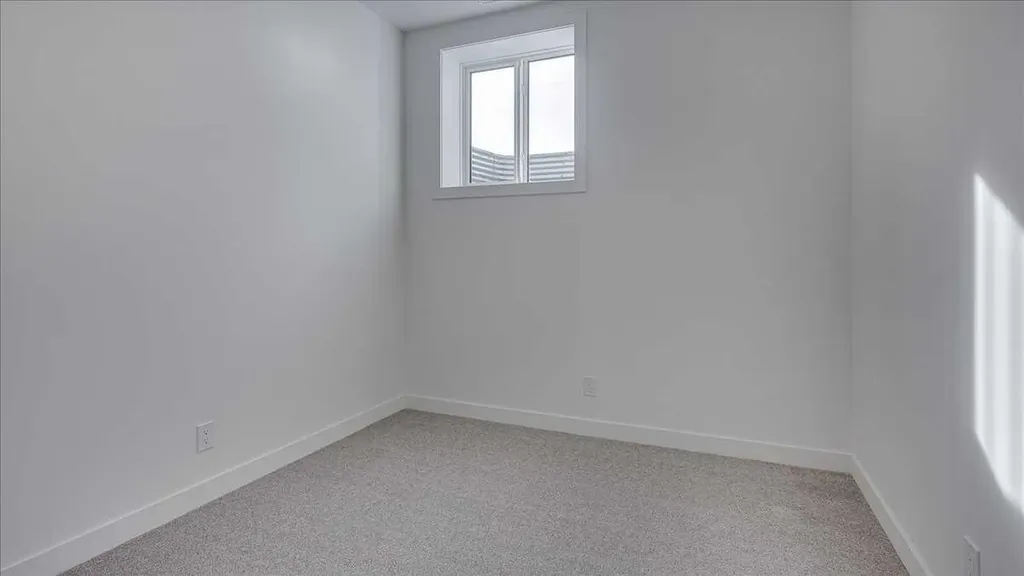 23 Louis Drive Rural Red Deer County AB T4E 3E5