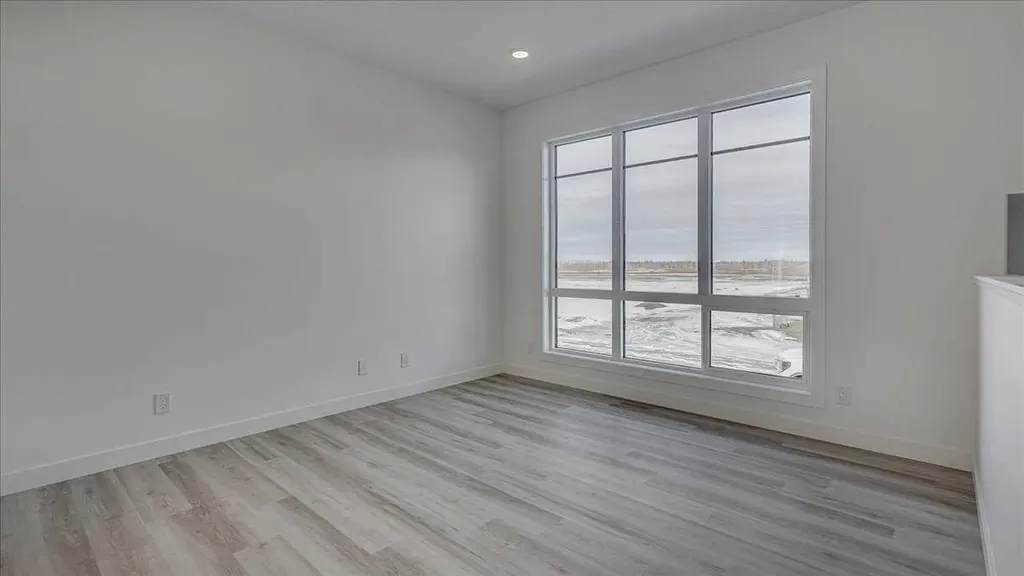 23 Louis Drive Rural Red Deer County AB T4E 3E5