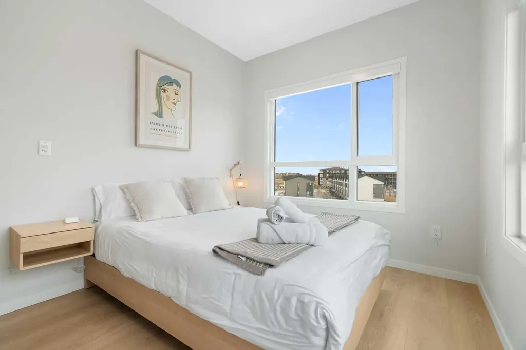 20295 Seton Way SE Calgary AB T3M 3Y7