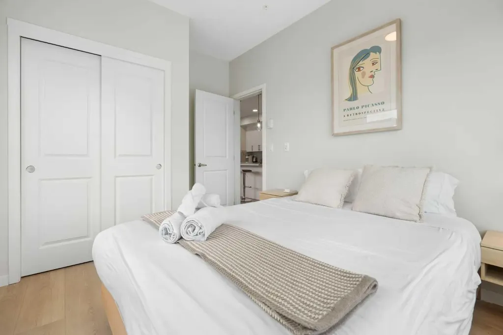 20295 Seton Way SE Calgary AB T3M 3Y7