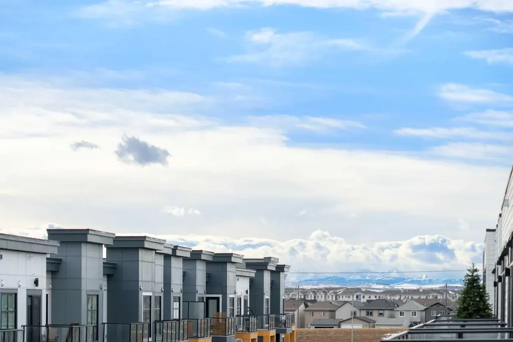 20295 Seton Way SE Calgary AB T3M 3Y7