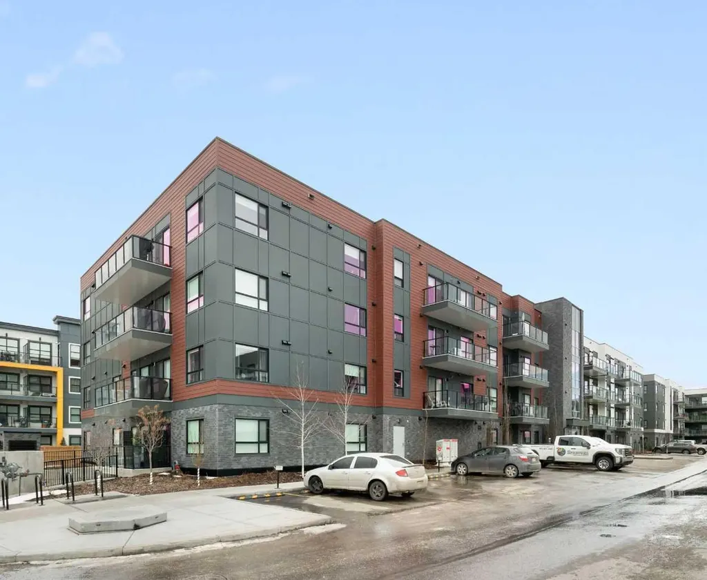 20295 Seton Way SE Calgary AB T3M 3Y7