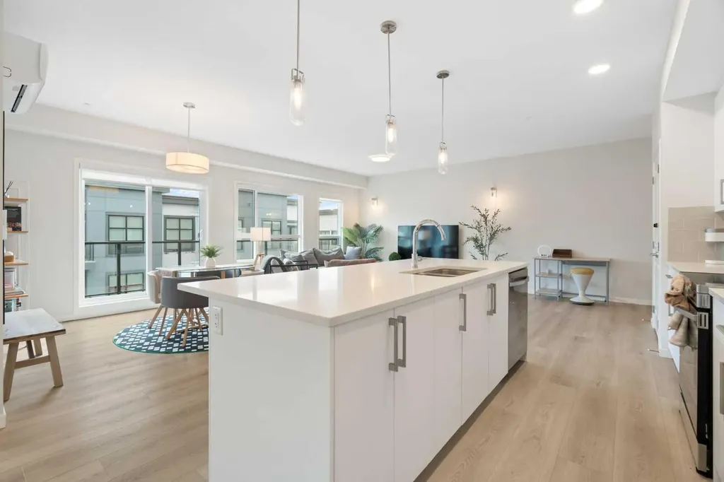 20295 Seton Way SE Calgary AB T3M 3Y7