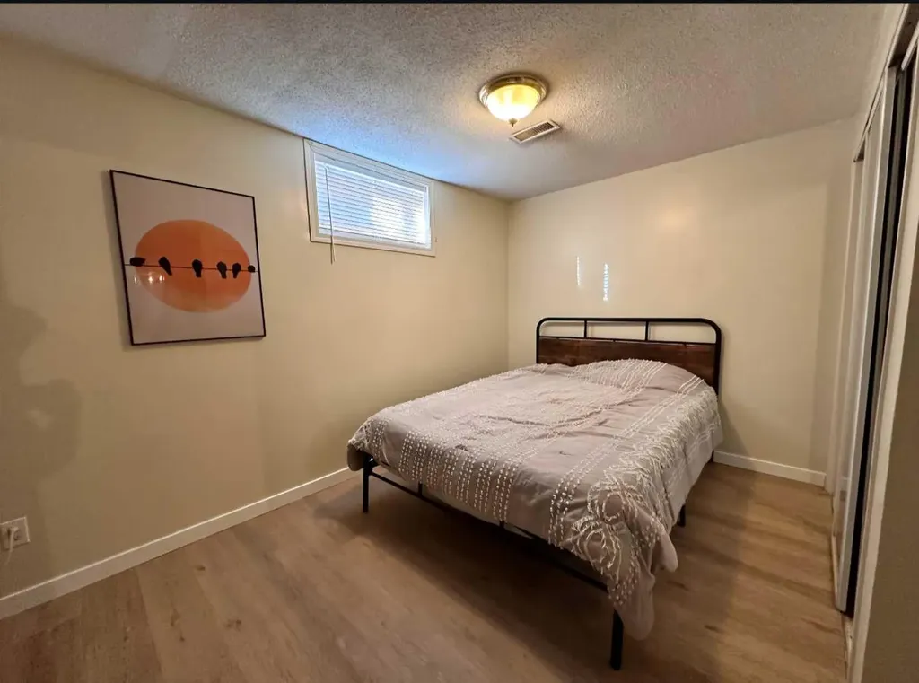 525 4 Avenue Fox Creek AB T0H 1P0