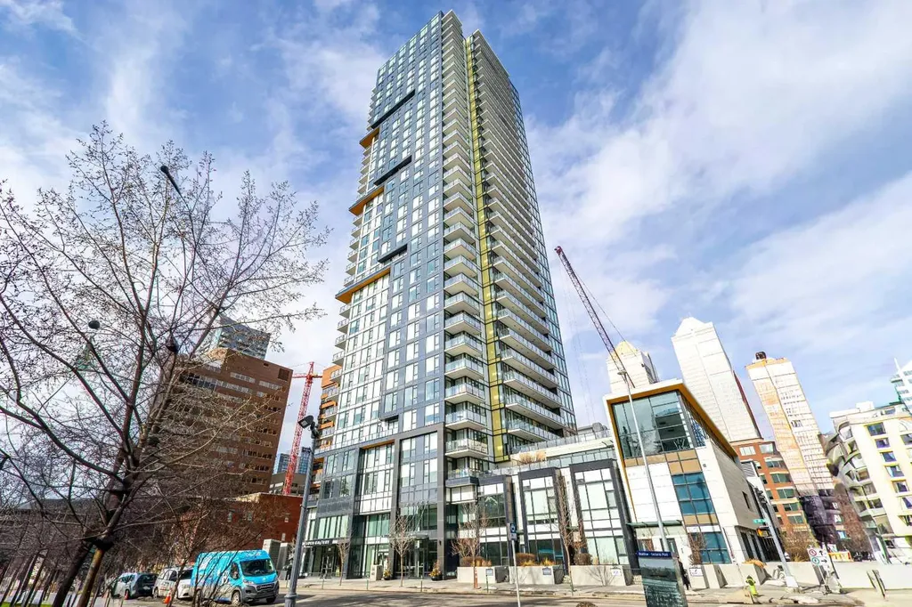 310 12 Avenue SW Calgary AB T2R 0C7