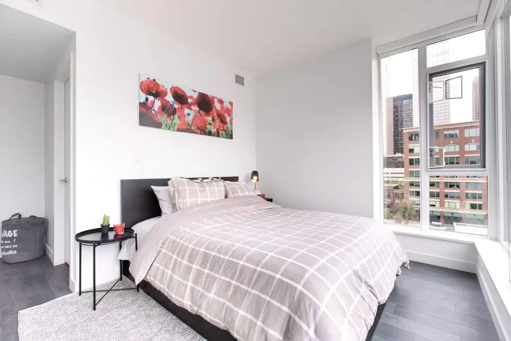 310 12 Avenue SW Calgary AB T2R 0C7