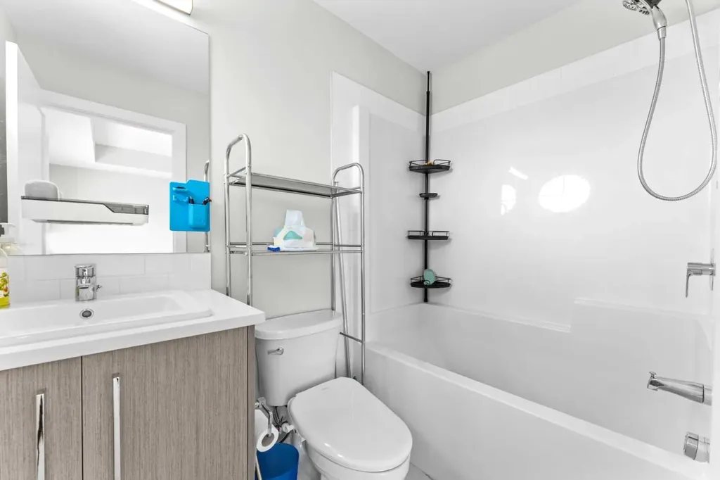 919 Walgrove Boulevard SE Calgary AB T2X 4G1