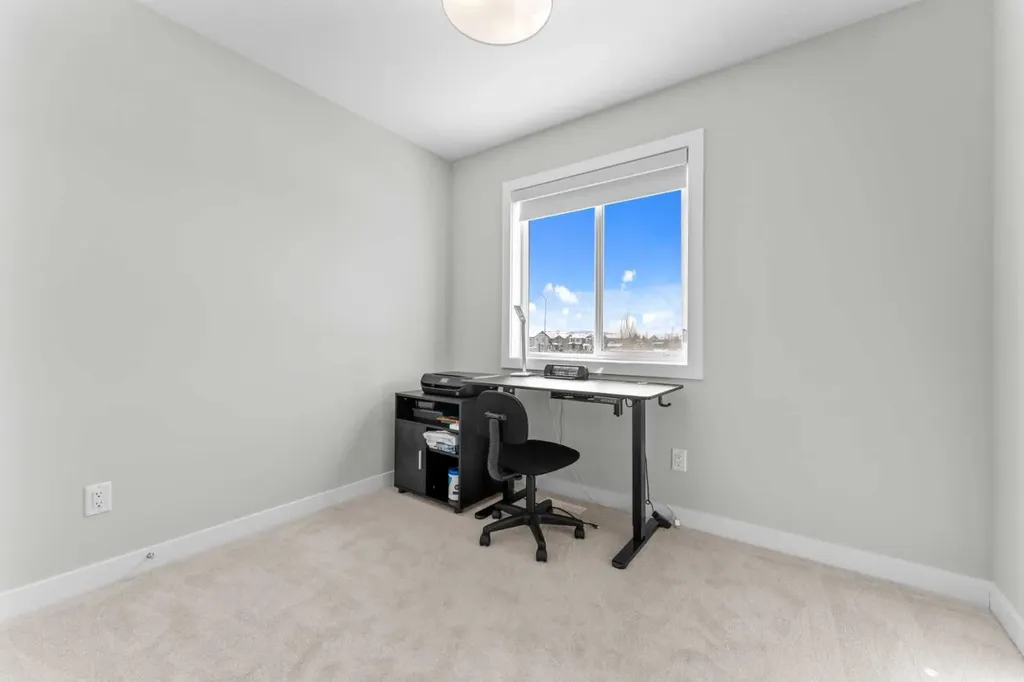 919 Walgrove Boulevard SE Calgary AB T2X 4G1