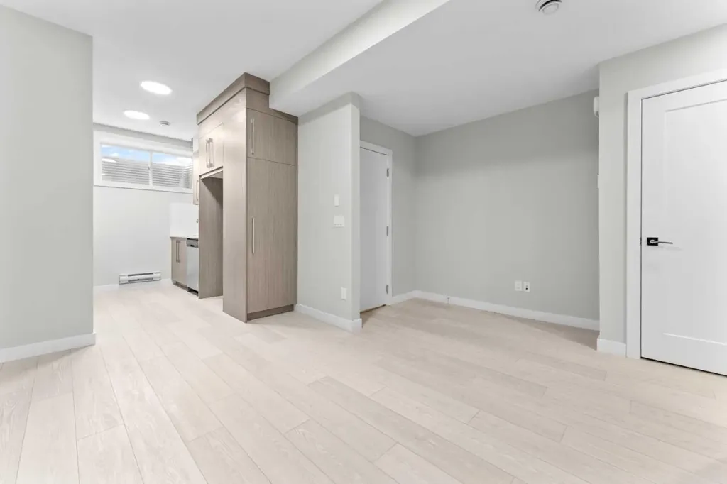 919 Walgrove Boulevard SE Calgary AB T2X 4G1