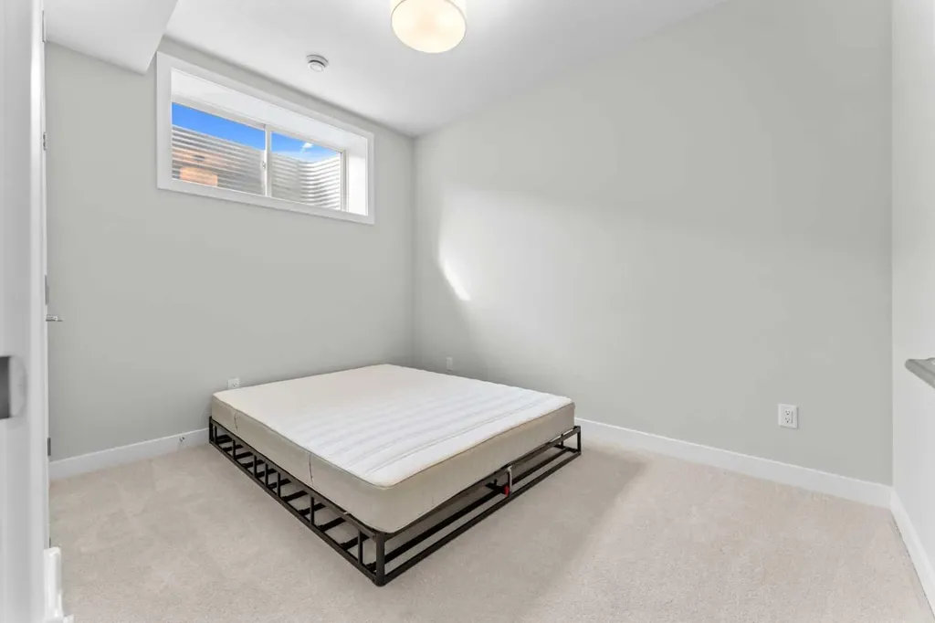 919 Walgrove Boulevard SE Calgary AB T2X 4G1