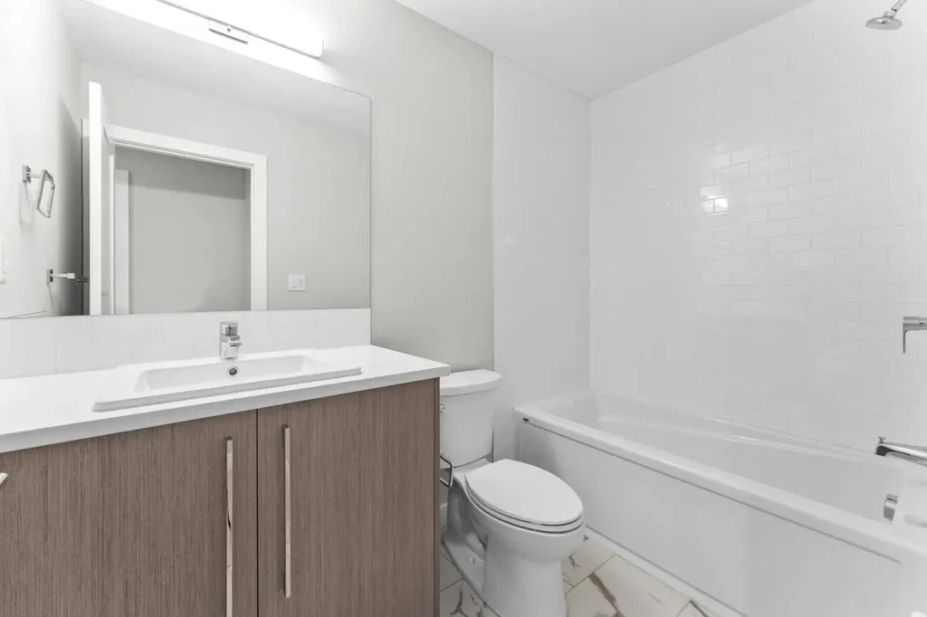 919 Walgrove Boulevard SE Calgary AB T2X 4G1