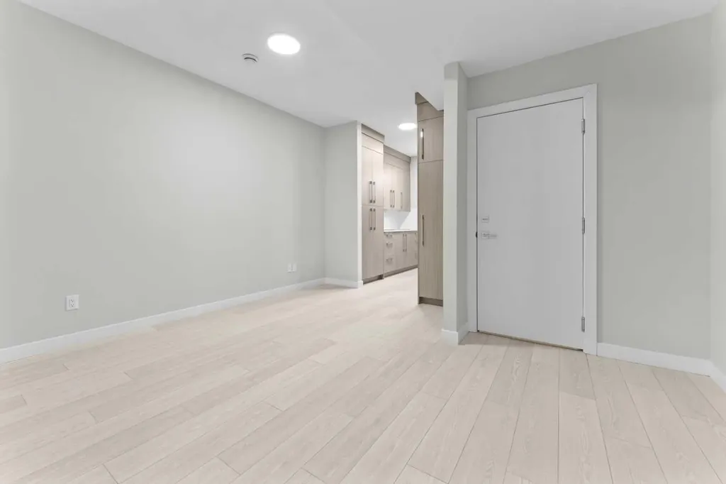 919 Walgrove Boulevard SE Calgary AB T2X 4G1