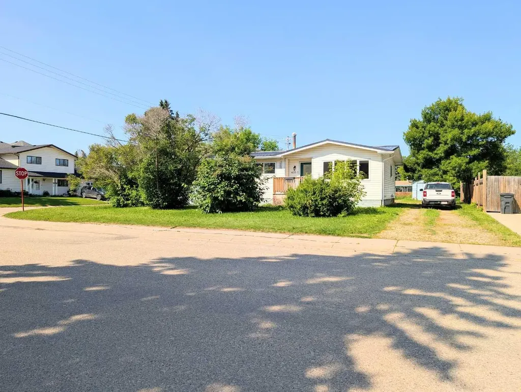 400 4 Street NE Slave Lake AB T0G 2A2
