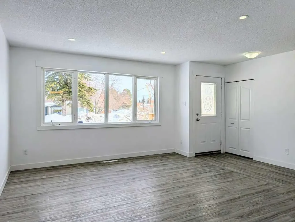 400 4 Street NE Slave Lake AB T0G 2A2