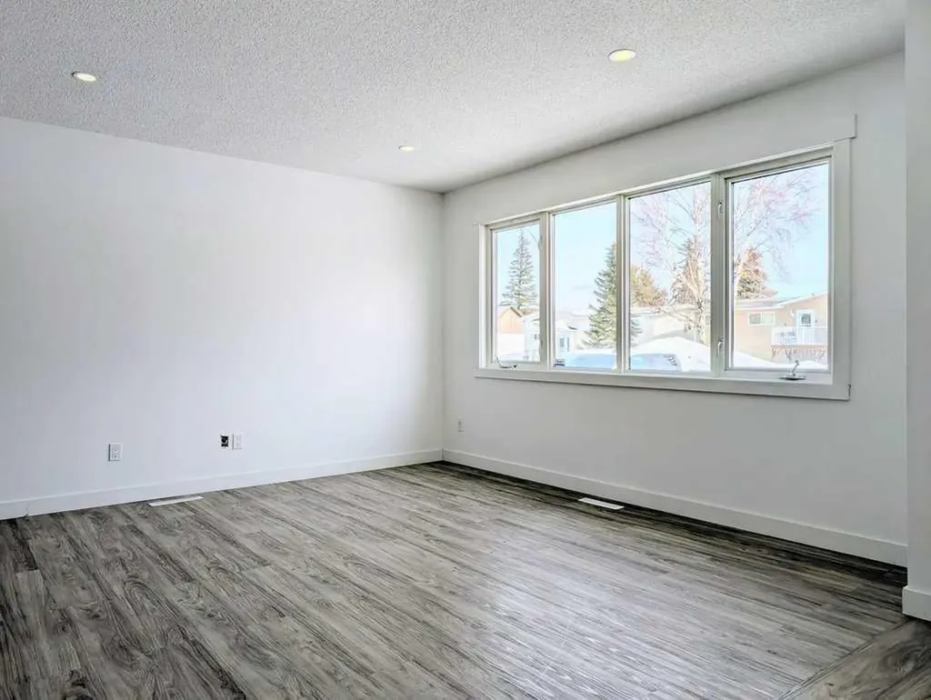 400 4 Street NE Slave Lake AB T0G 2A2