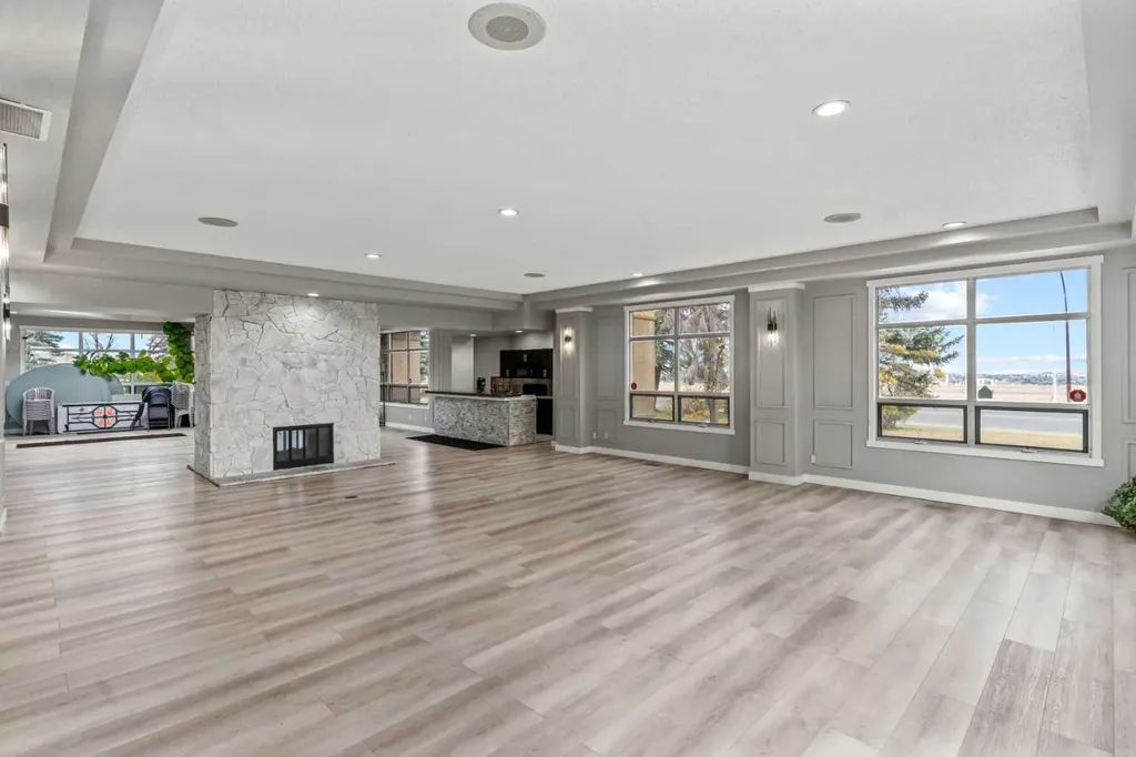 219 Village Terrace SW Calgary AB T3H2L4