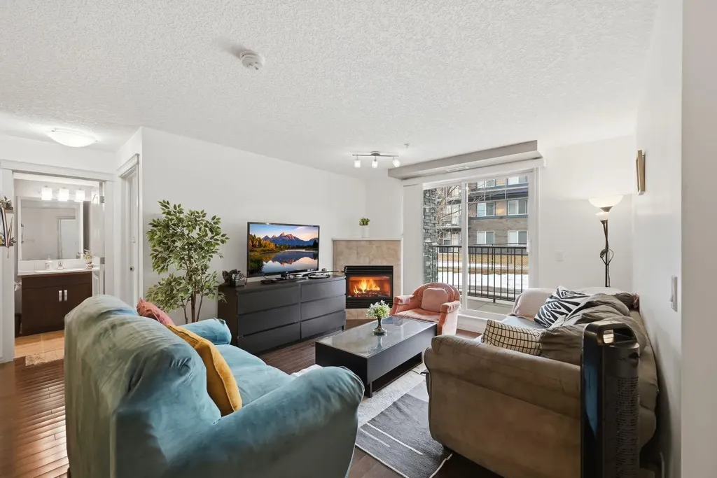 175 Panatella Hill NW Calgary AB T3K0V9