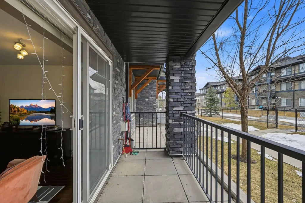 175 Panatella Hill NW Calgary AB T3K0V9