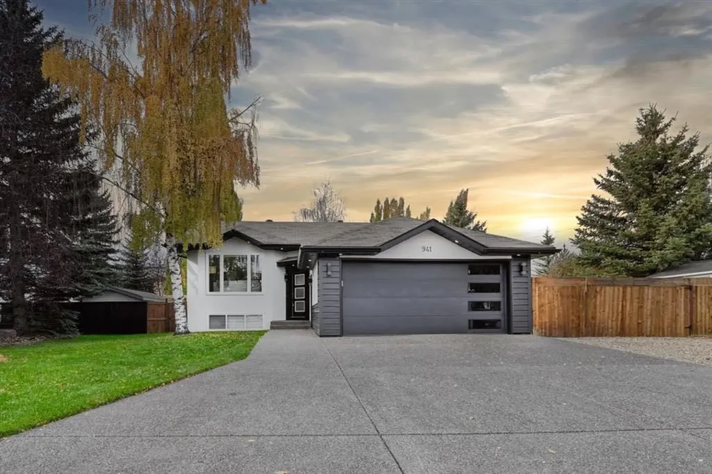 941 West Chestermere Drive Chestermere AB t1x1b7