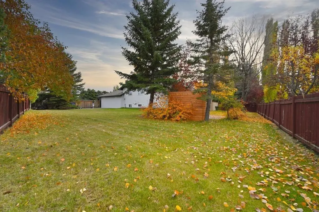 941 West Chestermere Drive Chestermere AB t1x1b7