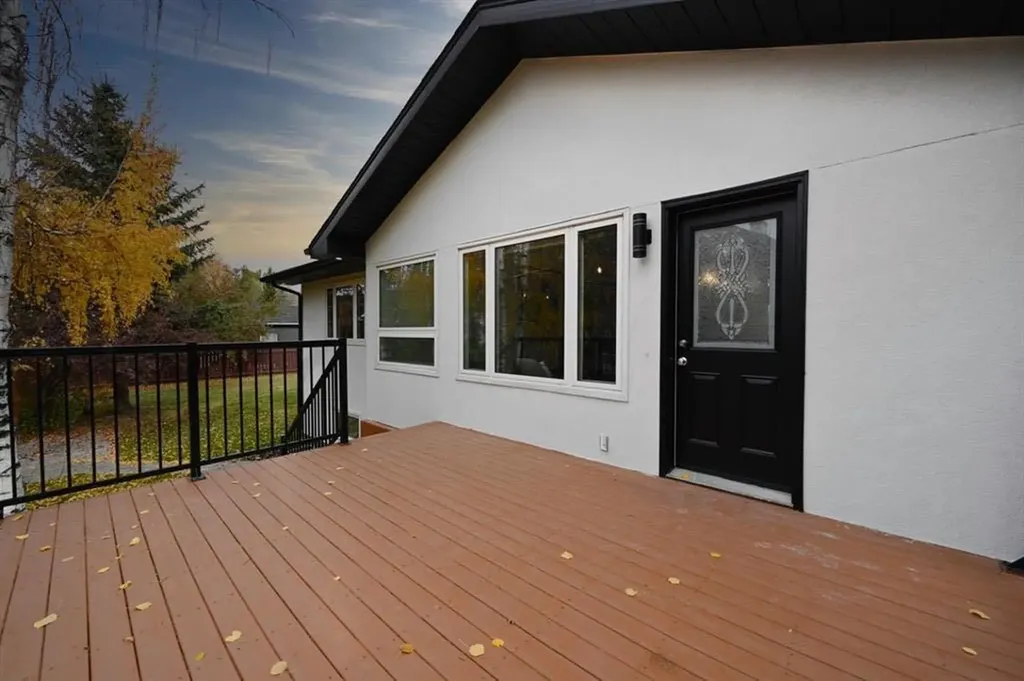 941 West Chestermere Drive Chestermere AB t1x1b7