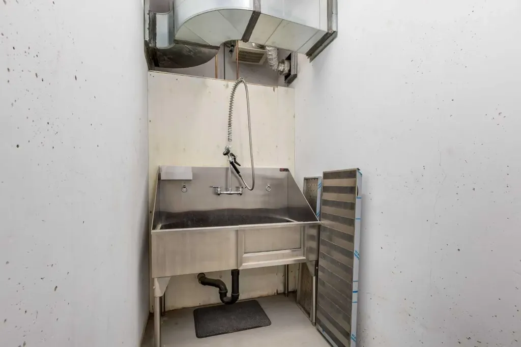 200 Seton Circle SE Calgary AB T3M 3N8
