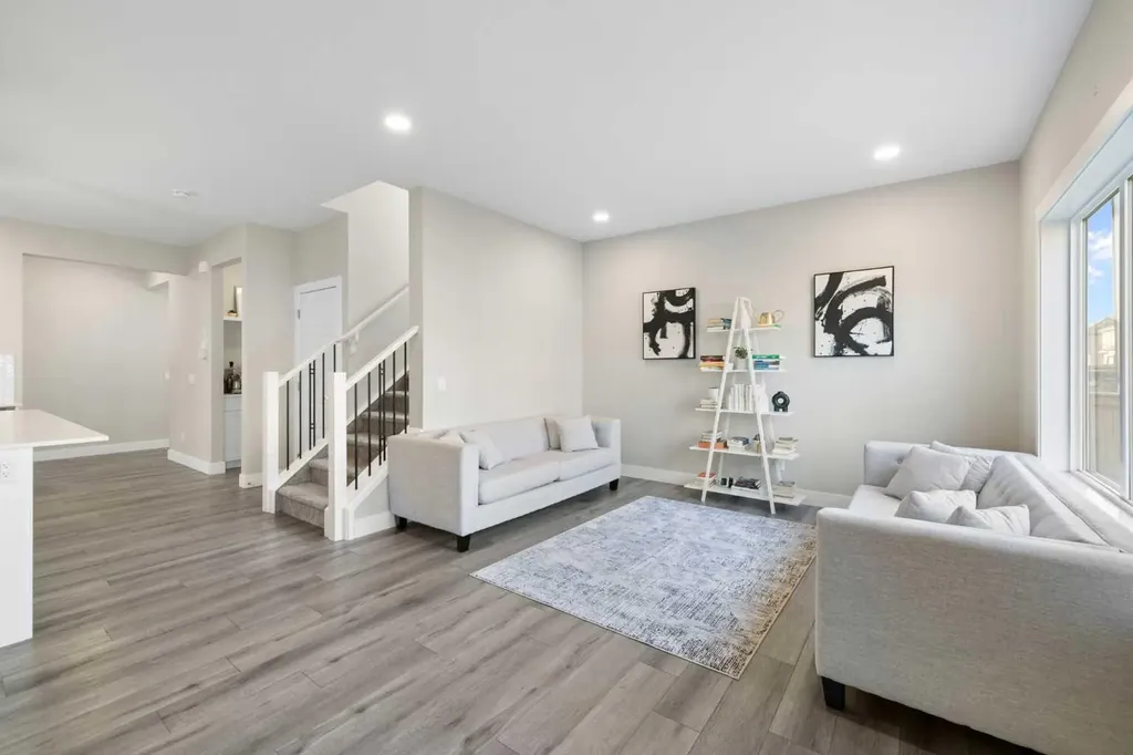 53 Savanna Heath NE Calgary AB T3J 2H5