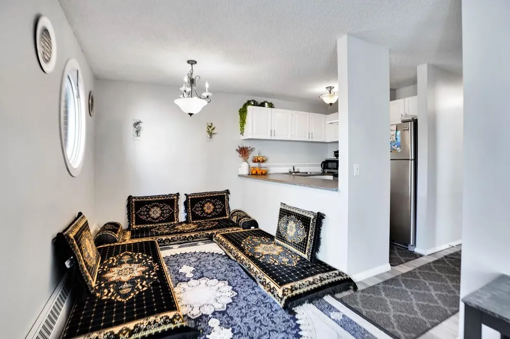 110 20 Avenue NE Calgary AB T2E 1P7