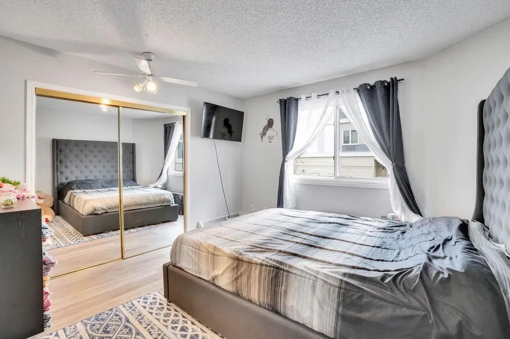 110 20 Avenue NE Calgary AB T2E 1P7