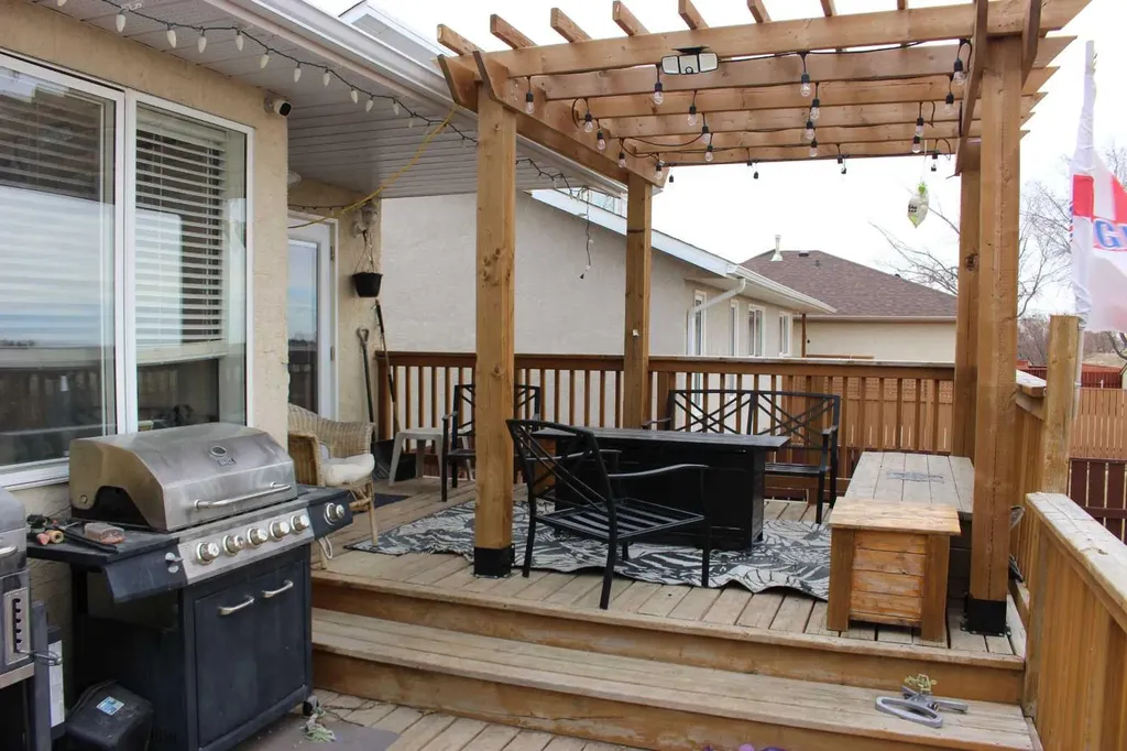 609 Maple Place Picture Butte AB T0K 1V0