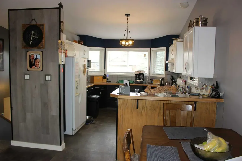 609 Maple Place Picture Butte AB T0K 1V0