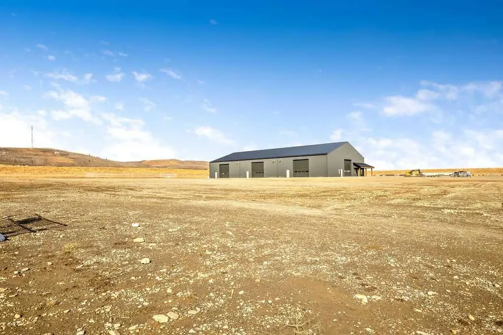 168029 Miners Road W Rural Foothills County AB T0L0H0