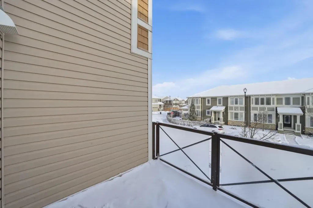 11 Windford Crescent SW Airdrie AB T4B 4A4