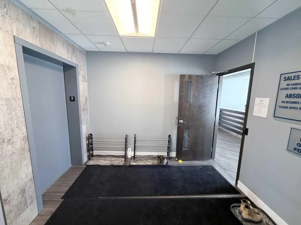 10508 67 Avenue Grande Prairie AB T8V 8K6