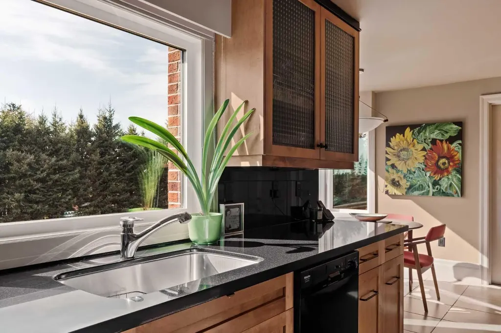222 Eagle Ridge Drive SW Calgary AB T2V 2V7