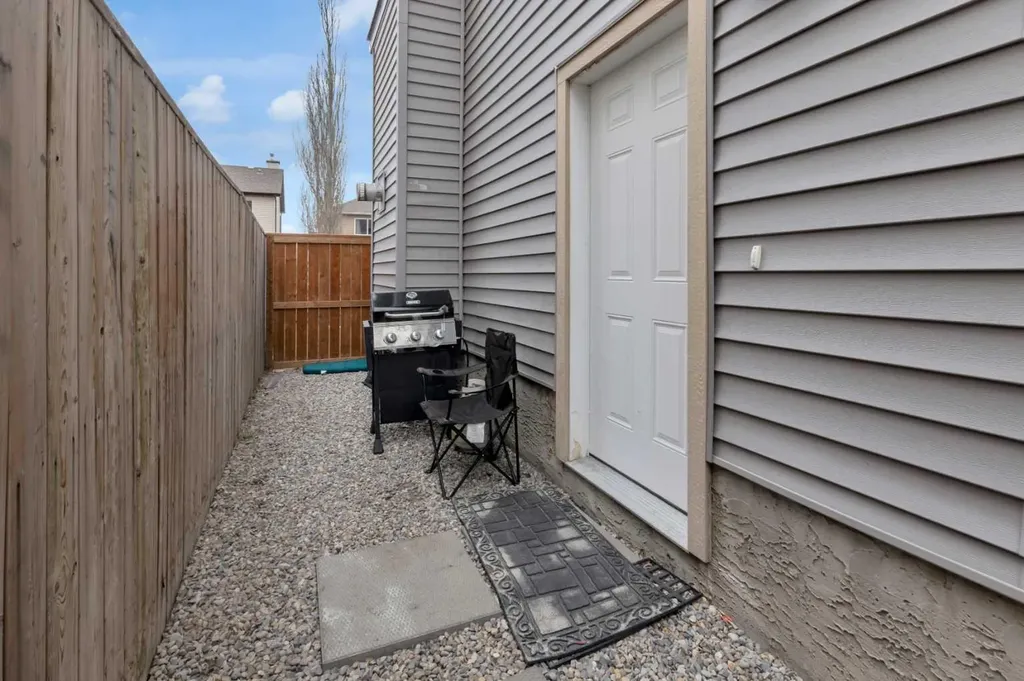 224 Morningside Green SW Airdrie AB T4B 3M4